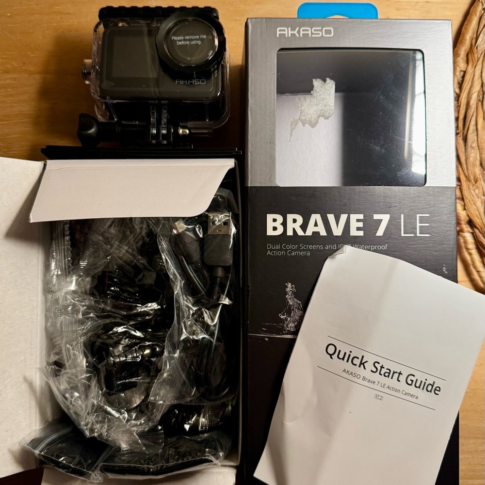 Brave 7 LE Action Camera - Black